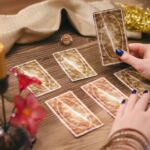 Guid for consulting tarot reader in ahmedabad